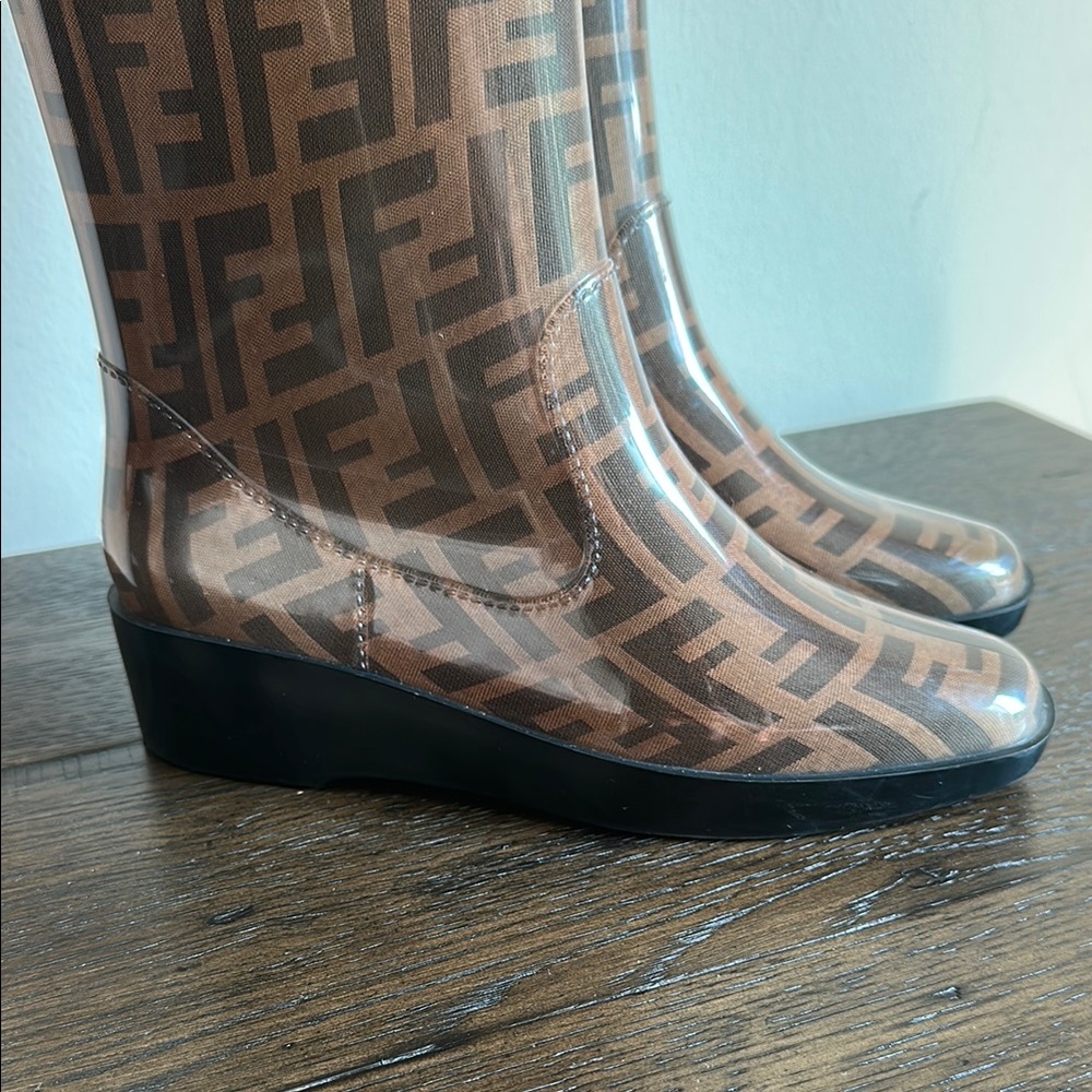 Fendi Tobacco Zucca FF Logo Rubber Wedge Rain Boots | EUC | Women’s Size 36 - Picture 2 of 13